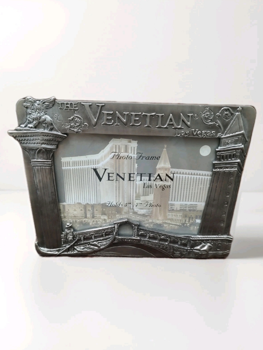 Smith Western The Venetian Lion Las Vegas Pewter Metal Photo Frame Image 5 x 7